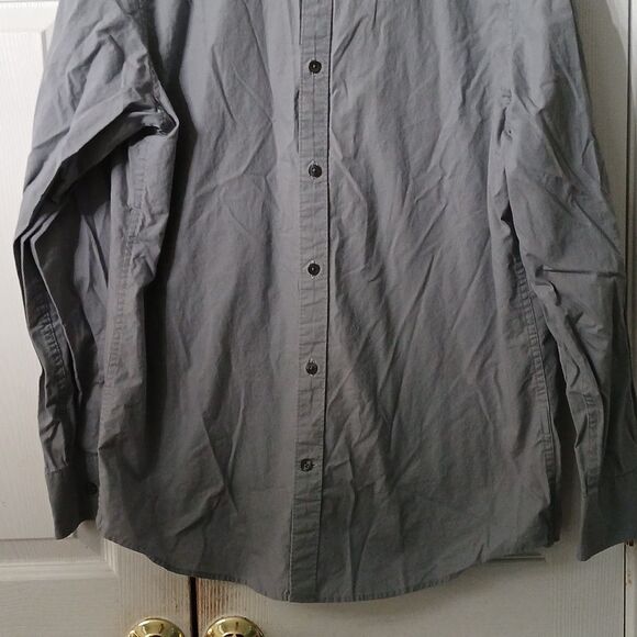 Claiborne gray long sleeve button down business casual  shirt Sz M EUC - Picture 2 of 7